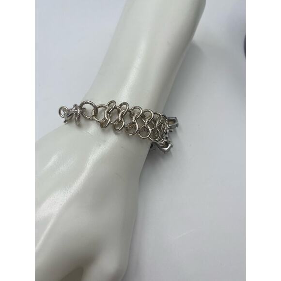 Lulu Frost for J. crew Gold Tone Rhinestone Cluster Statement  bracelet - Picture 6 of 13